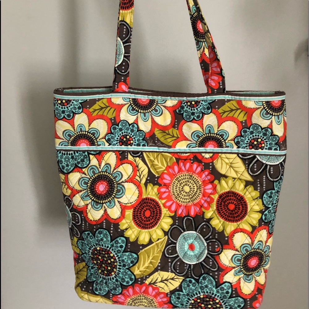 VERA BRADLEY TOTE BAG